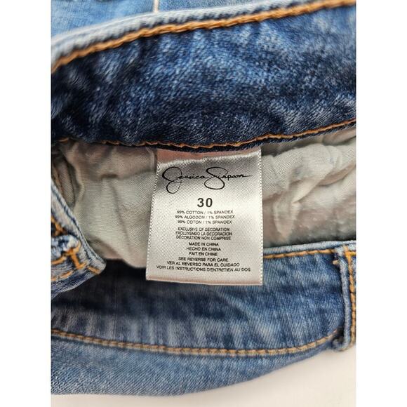 Jessica Simpson Women's 30 Forever Low Rise Lace Detail Cut Off Jean Shorts - Picture 4 of 8